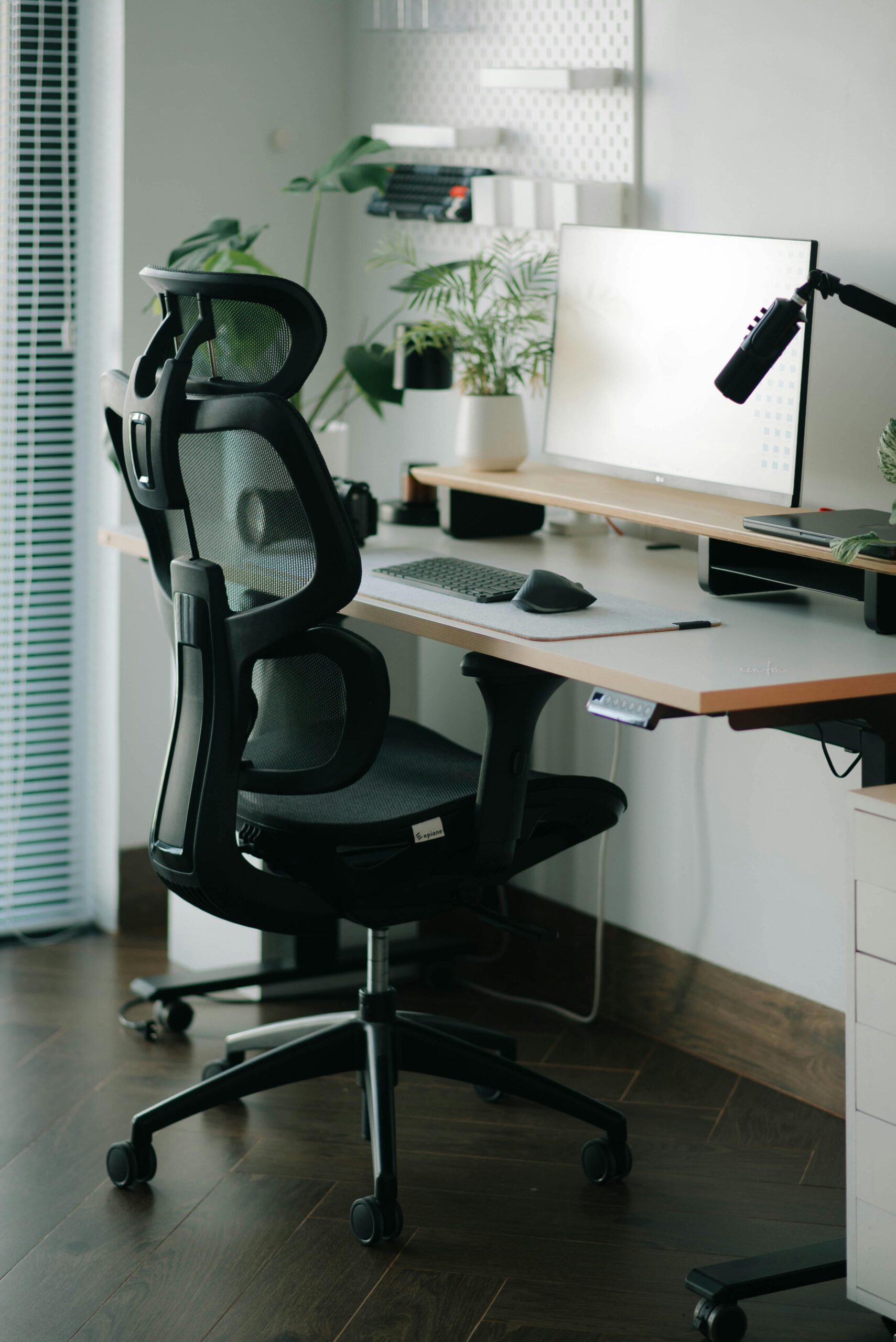 ergonomic chair